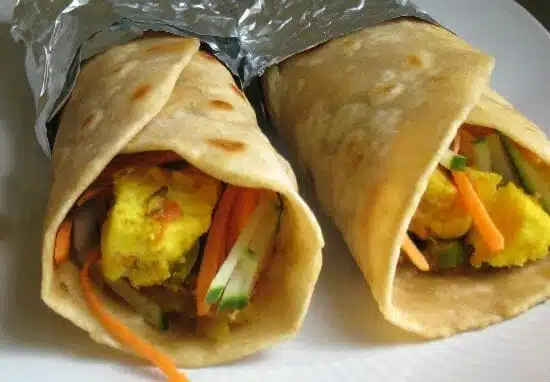 rulou cu brânză paneer și legume
